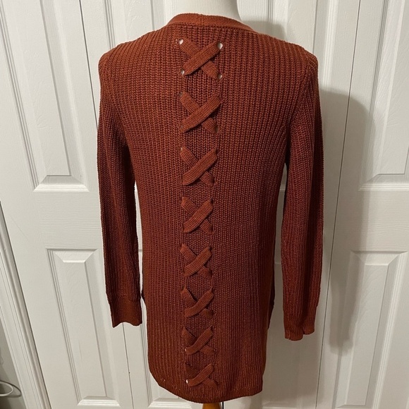 Pinque Women’s NWT Jamelya Braided Back Design High Low Open Cardigan Small - Picture 4 of 12